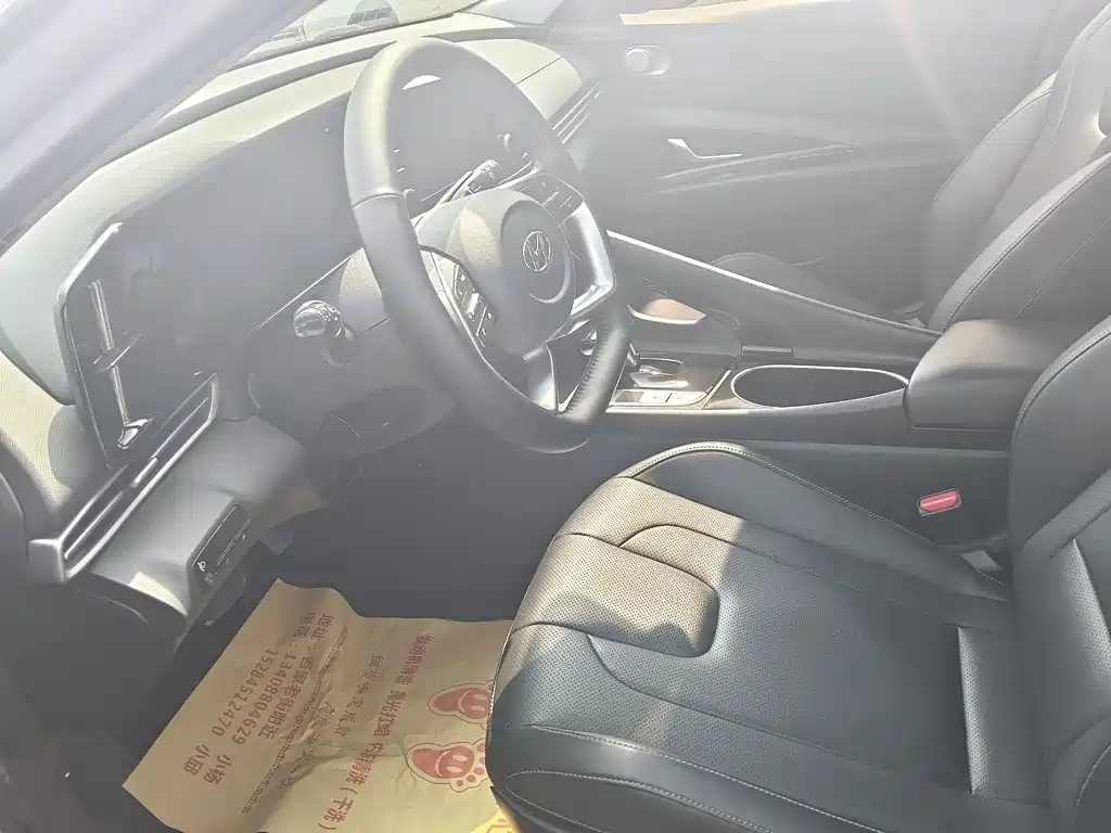 Hyundai Elantra 2021
