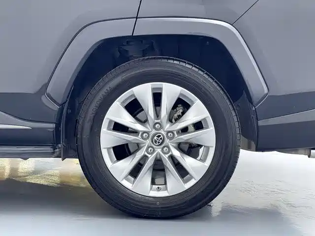 Toyota Wildlander 2021 — фото 16