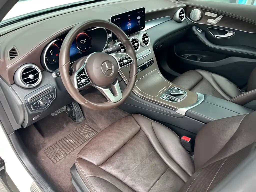 Mercedes-Benz GLC 2020 — фото 15