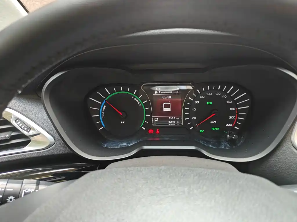 GAC Motor GS4 Hybrid 2019 — фото 19