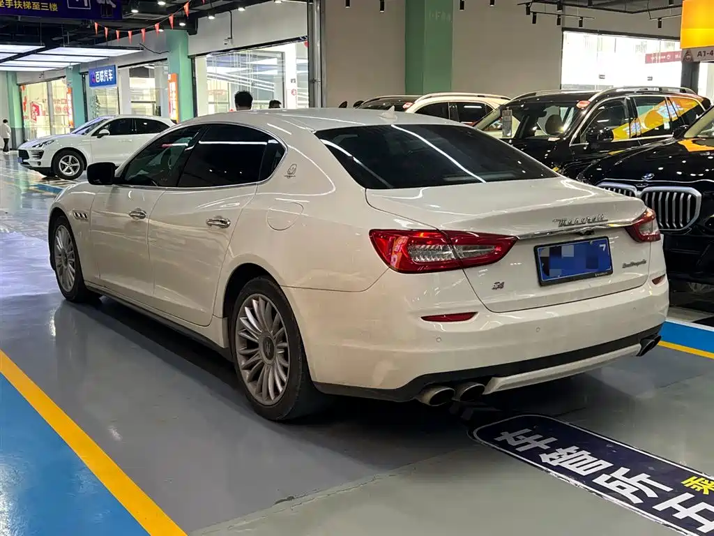 Maserati Quattroporte 2015 — фото 3