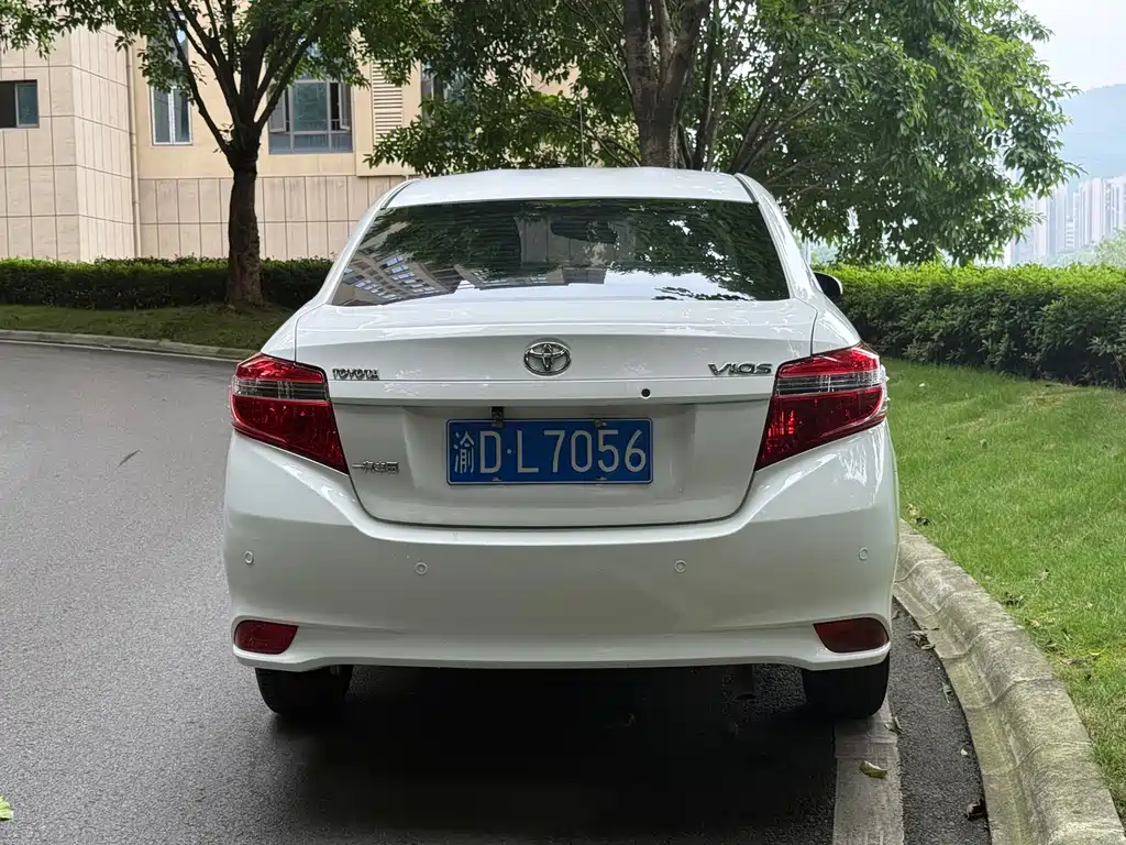 Toyota Vios 2016 — фото 10