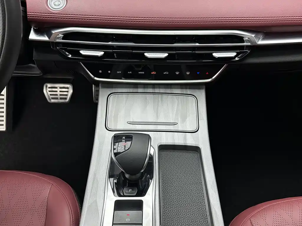 Jetour X70 PLUS 2023 — фото 16