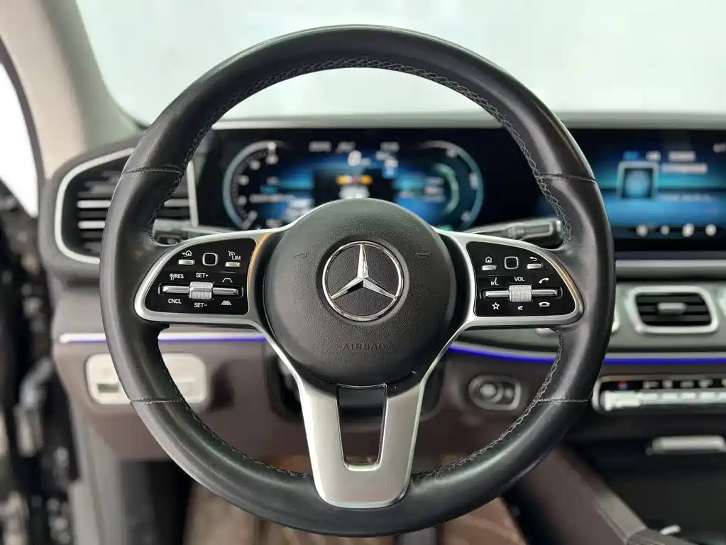 Mercedes-Benz GLE 2023 — фото 12