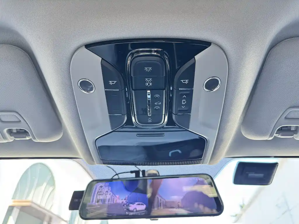 GAC Motor Trumpchi M8 2023 — фото 10