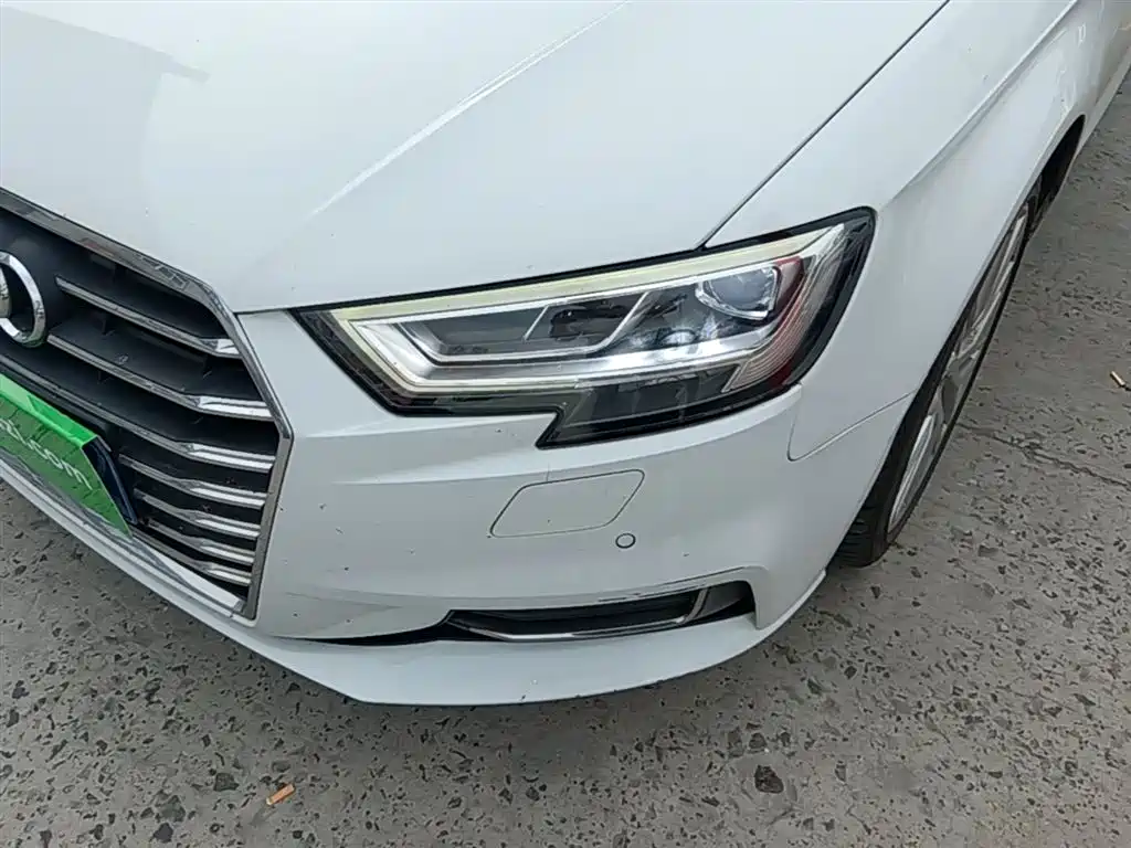 Audi A3 2018 — фото 24