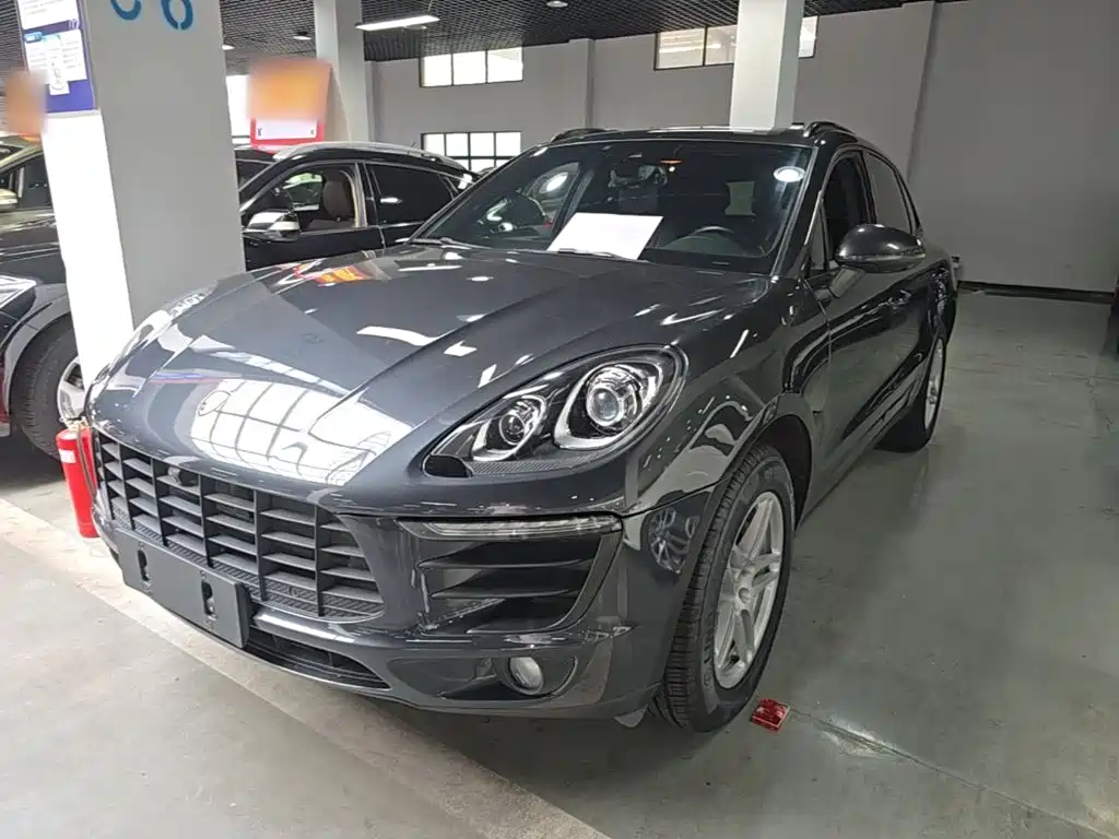 Porsche Macan 2018 — фото 1