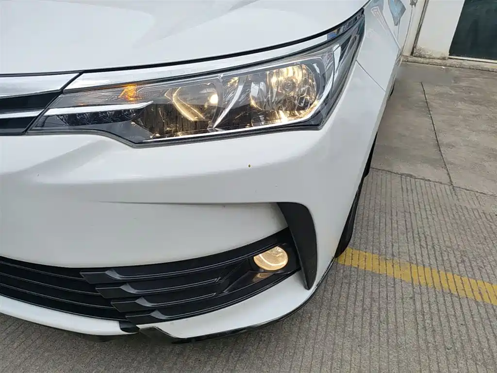 Toyota Corolla 2019 — фото 24