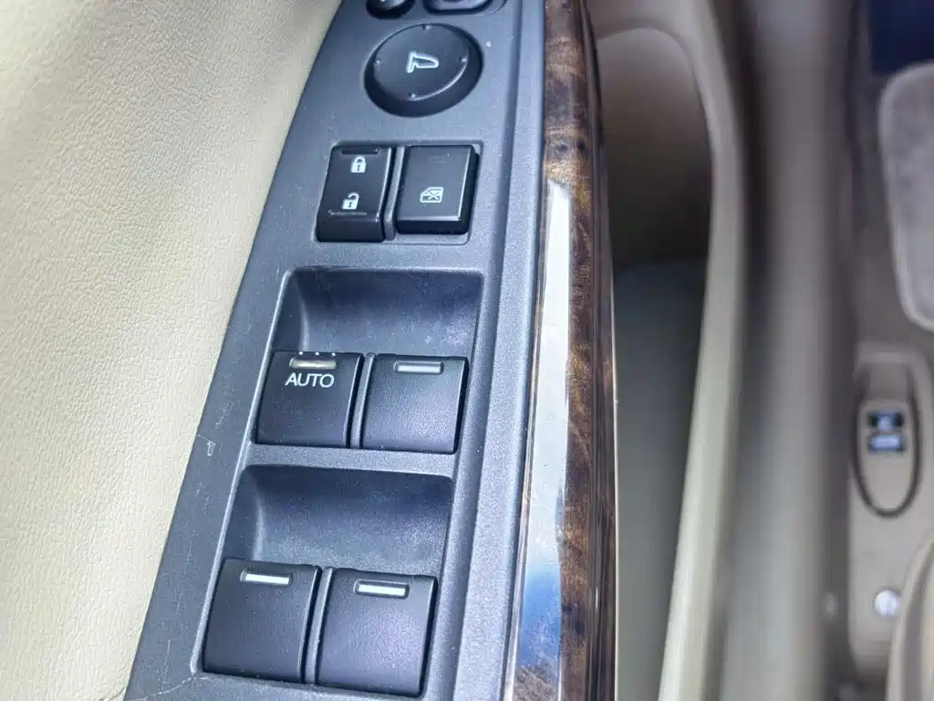 Honda Accord 2010 — фото 13