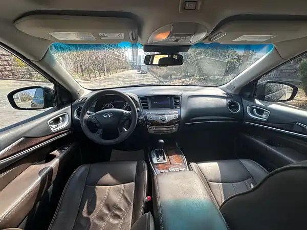 Infiniti JX 2014