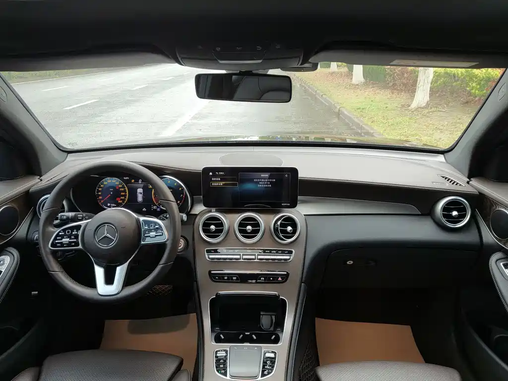 Mercedes-Benz GLC 2020
