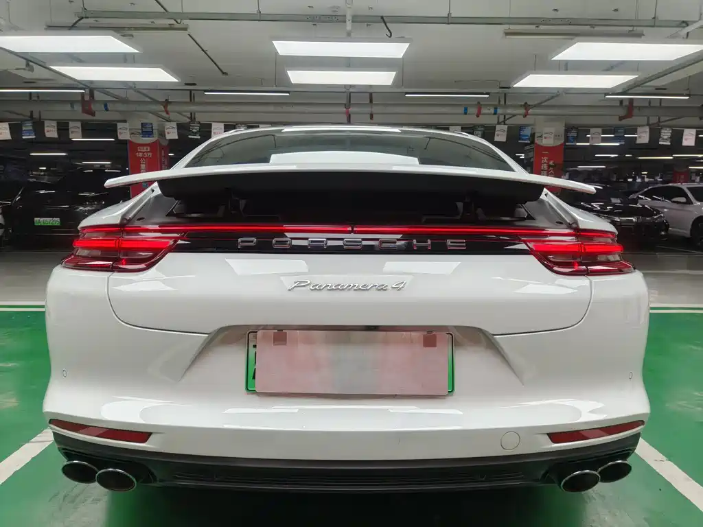 Porsche Panamera Hybrid 2019 — фото 6
