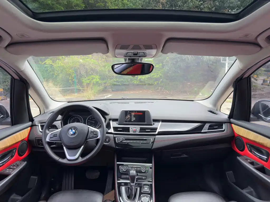 BMW 2 Series Gran Tourer 2016 — фото 8