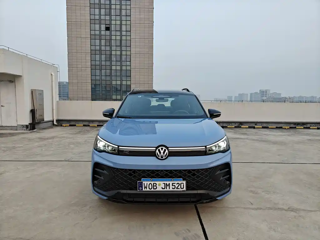 Volkswagen Tiguan L 2024 — фото 2