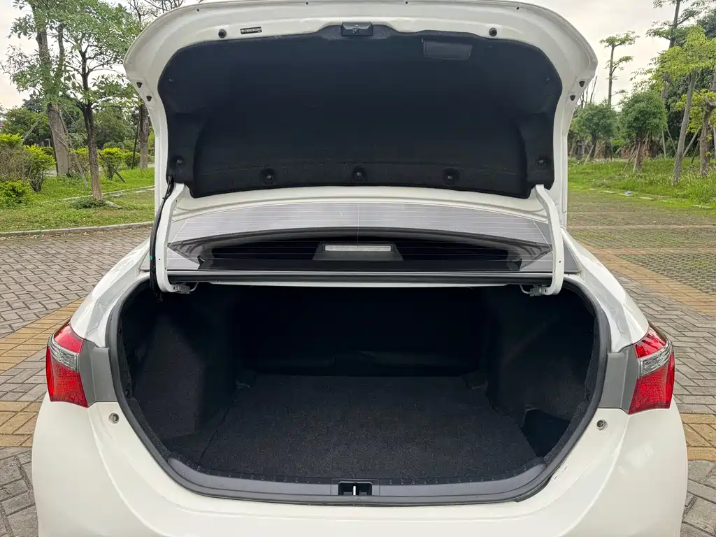 Toyota Corolla 2019 — фото 15
