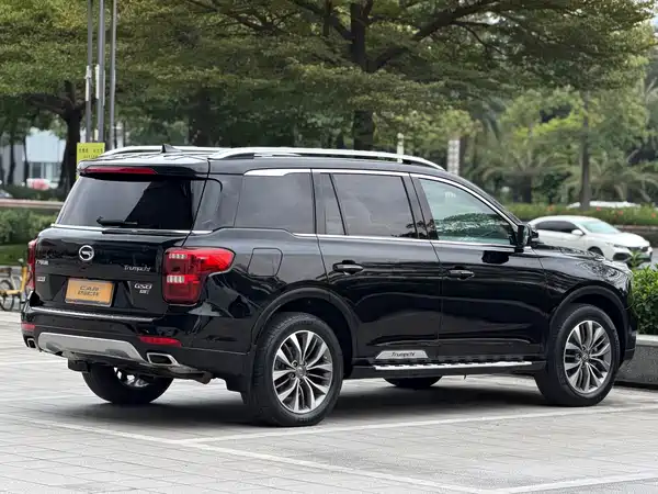 GAC Trumpchi GS8 2017