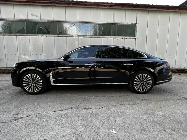 Hongqi H9 2024