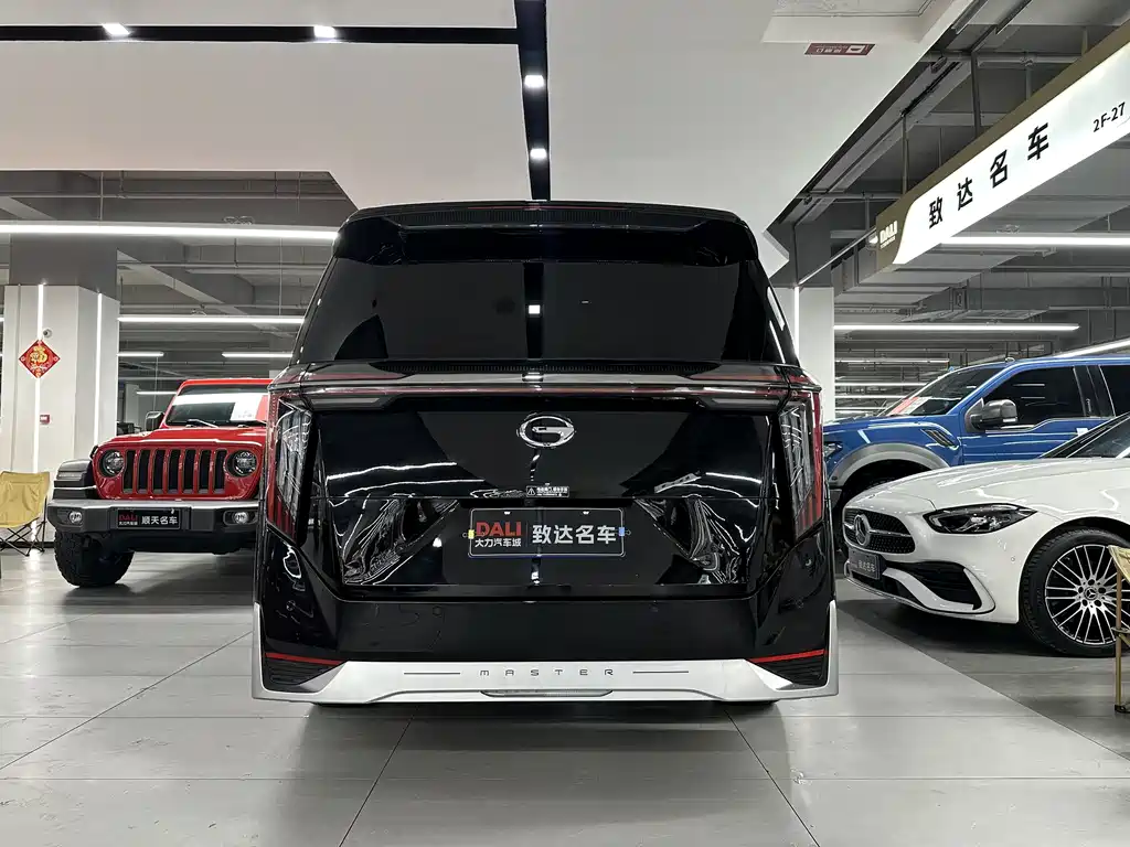 GAC Motor Trumpchi M8 2023 — фото 8