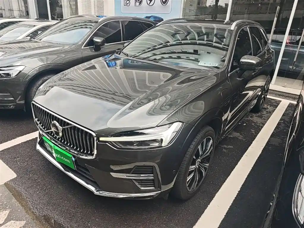 Volvo XC60 PHEV 2021 — фото 2