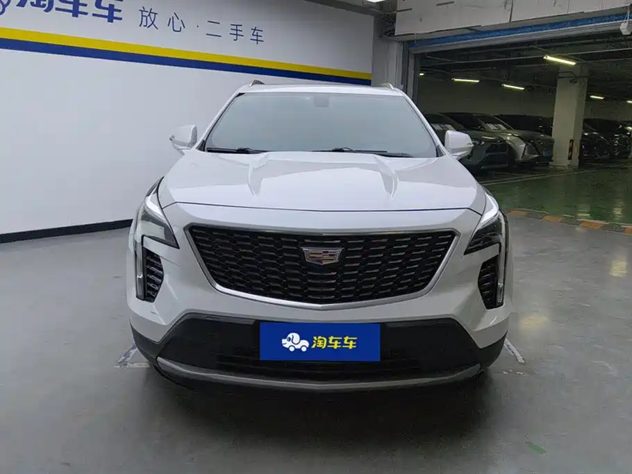 Cadillac XT4 2020 — фото 2