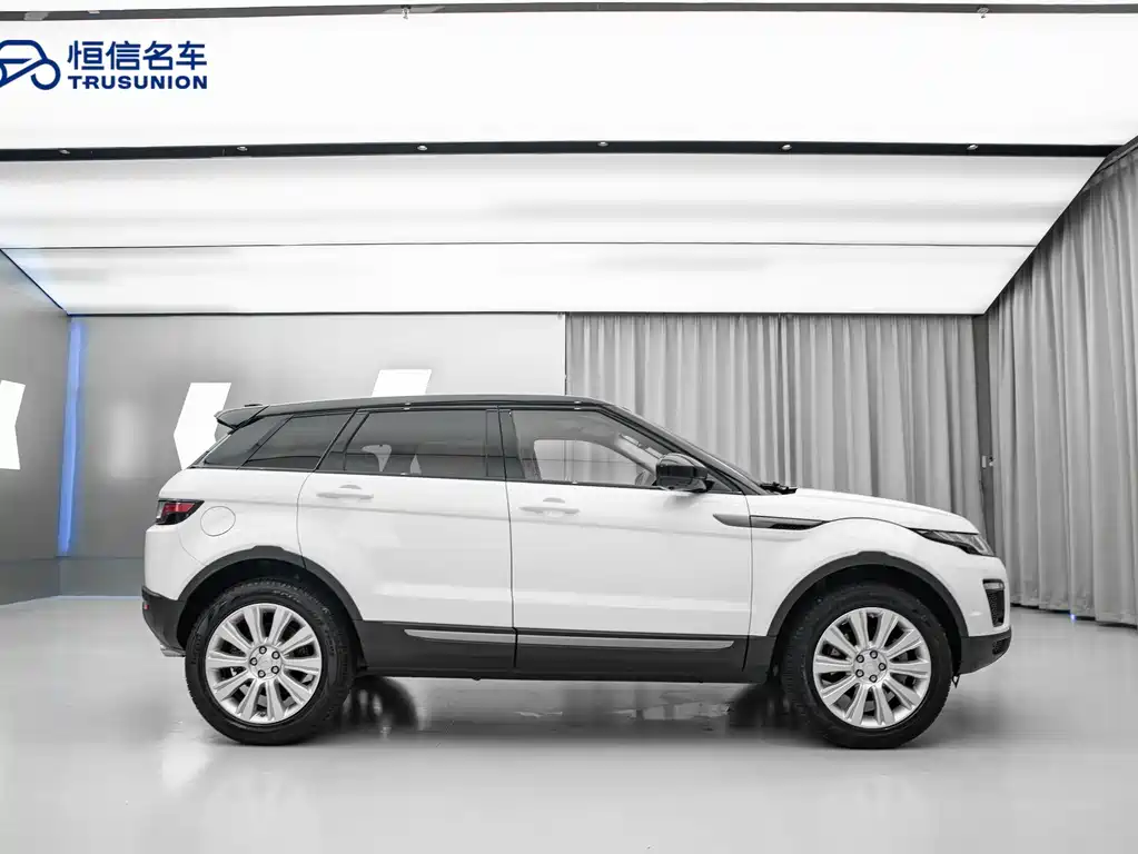 Land Rover Evoque 2019 — фото 7