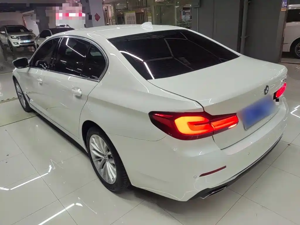 BMW 5 Series 2022