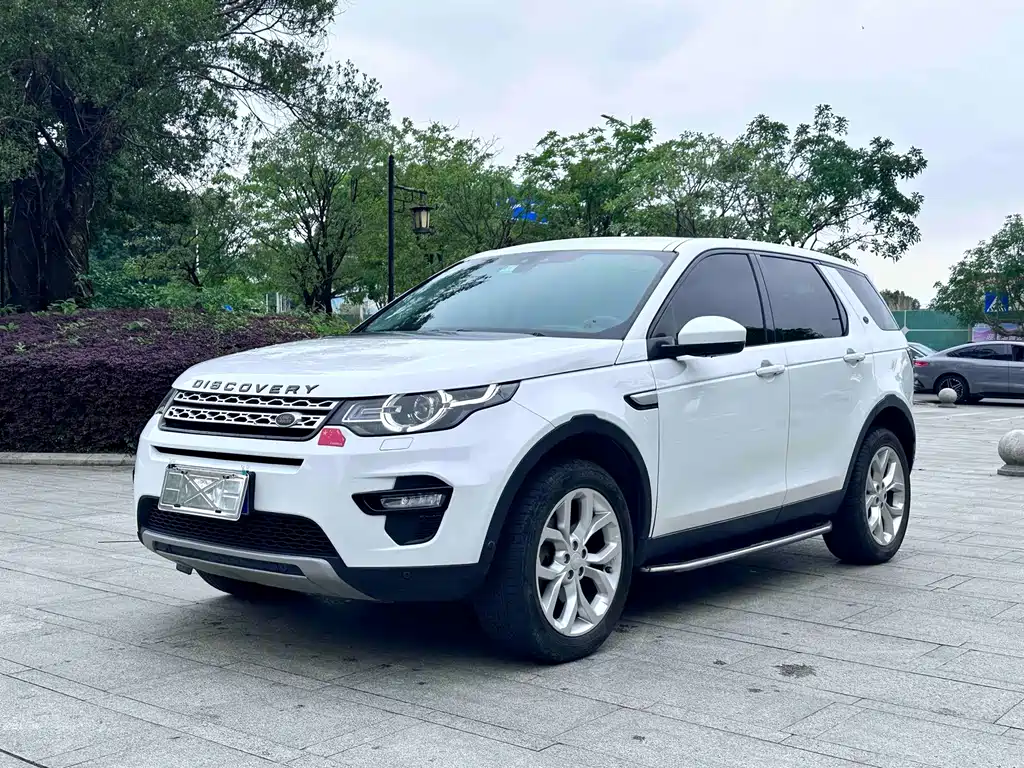 Land Rover Discovery Sport 2018 — фото 1