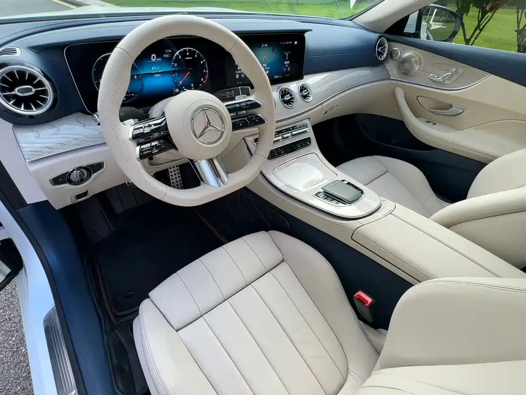 Mercedes-Benz E-Class 2024