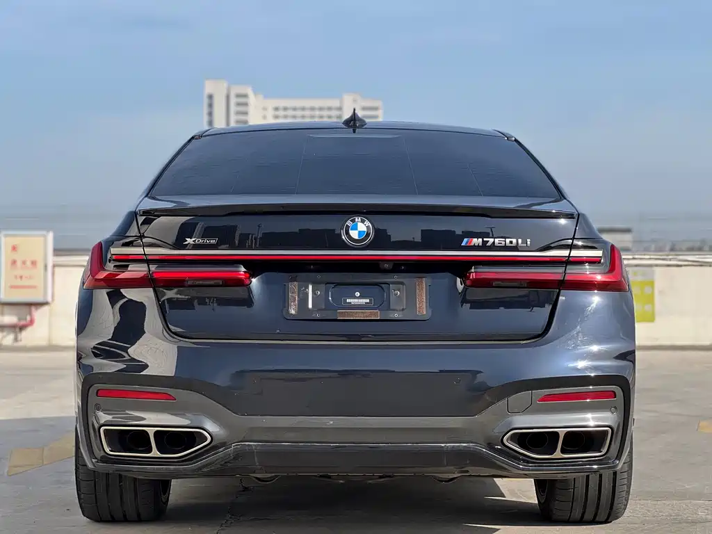 BMW 7 Series 2022 — фото 13