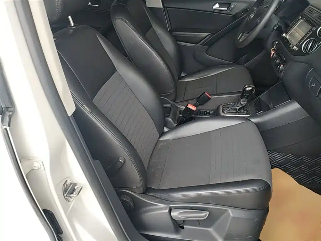 Volkswagen Tiguan 2015 — фото 25