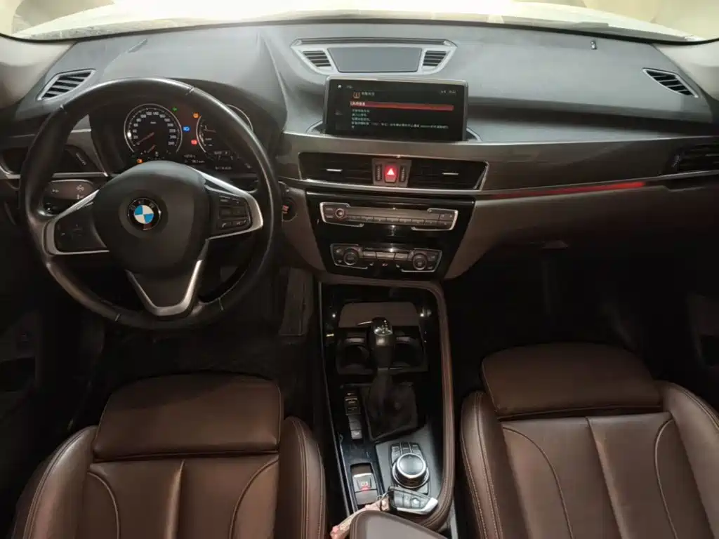 BMW X1 2019 — фото 10