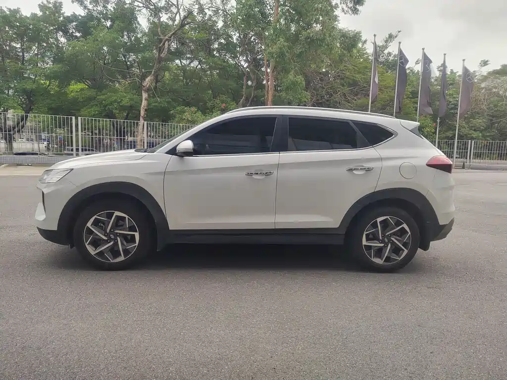 Hyundai Tucson 2019 — фото 3