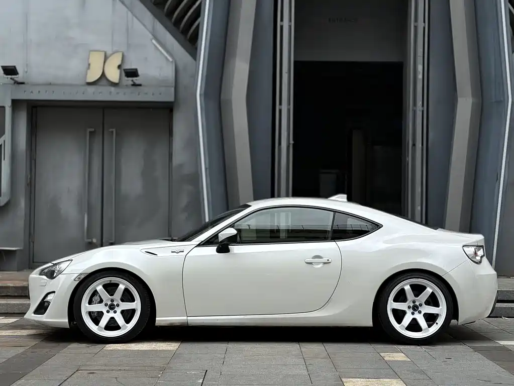 Toyota 86 2016 — фото 4
