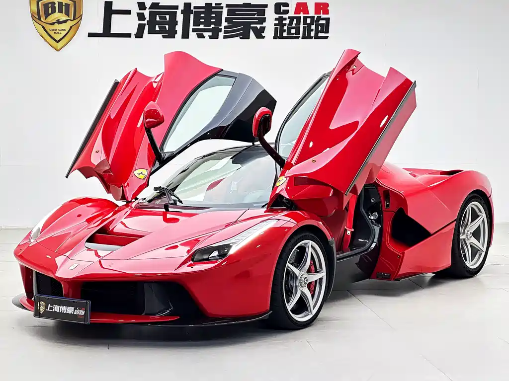Ferrari LaFerrari 2015 — фото 1