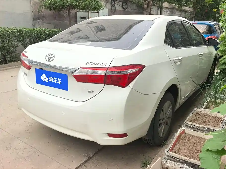 Toyota Corolla 2016 — фото 3