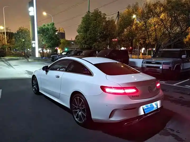 Mercedes-Benz E-Class 2023 — фото 28