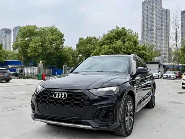 Audi Q5L 2025