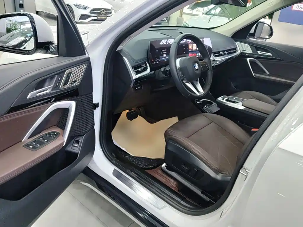BMW X1 2024 — фото 16