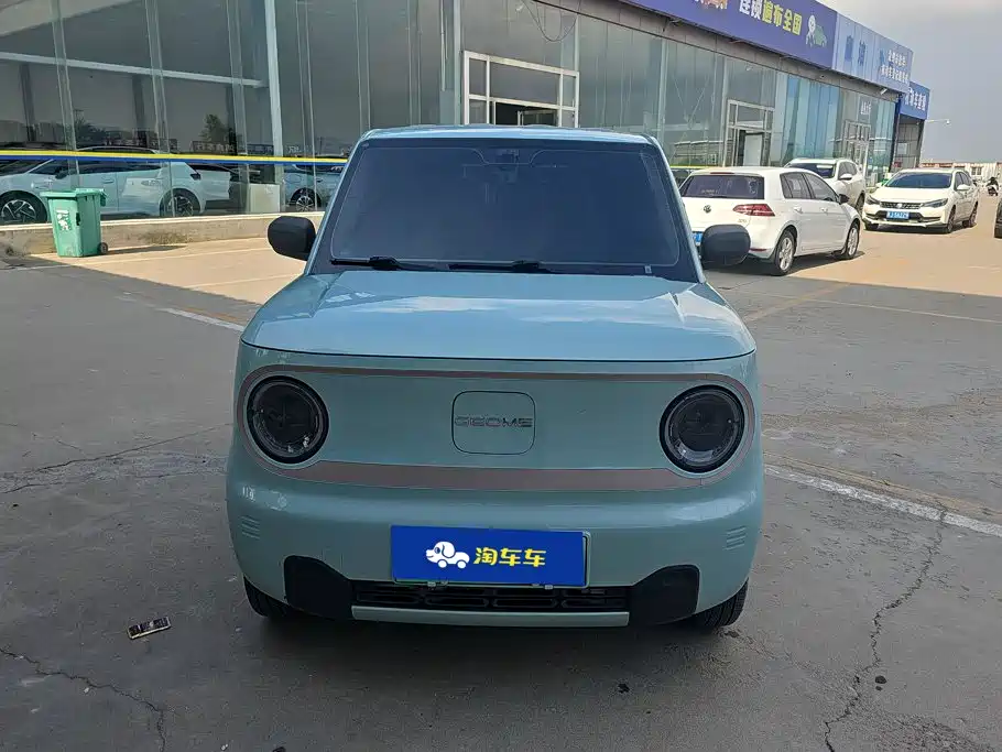Geely Galaxy Panda 2023
