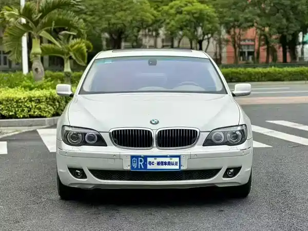 BMW 7 Series 2005