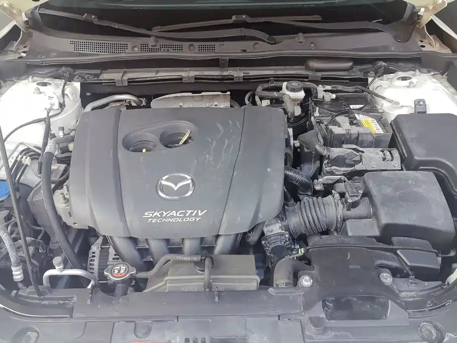 Mazda CX-4 2016 — фото 10