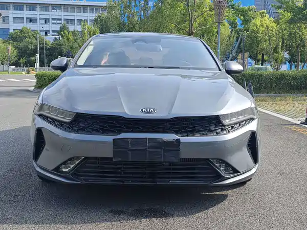 Kia K5 2021