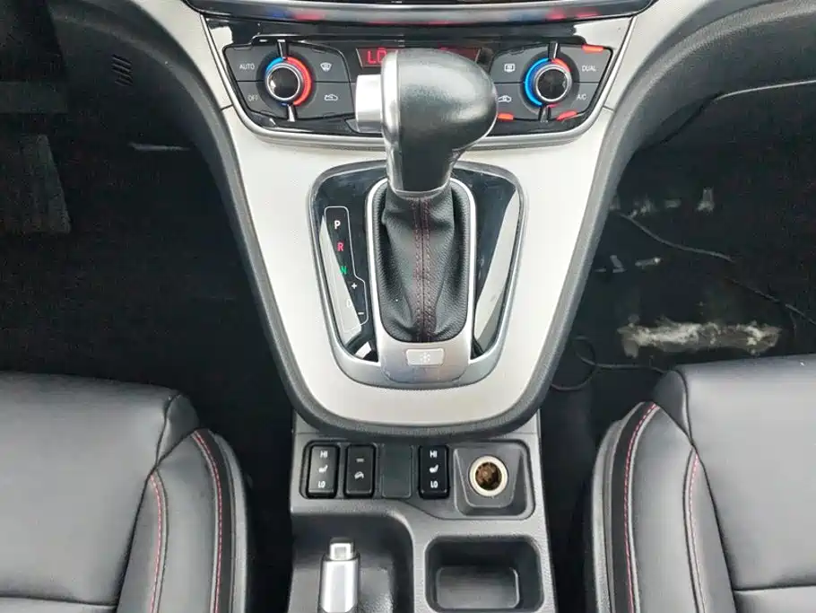 Haval H6 2016 — фото 16