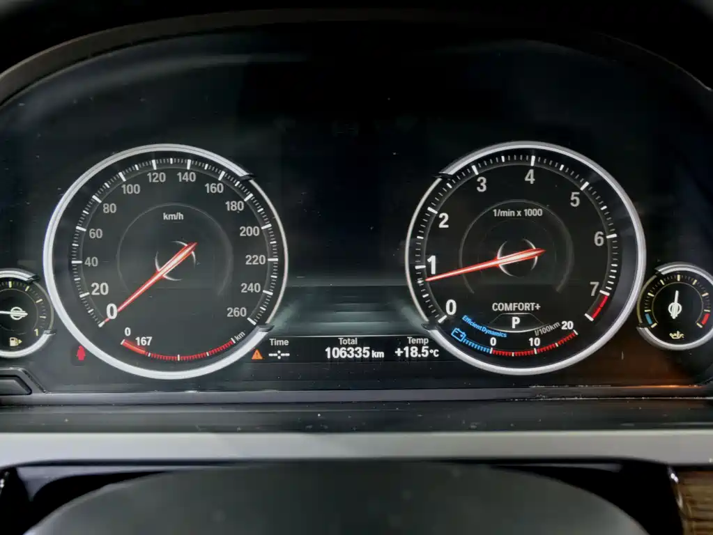 BMW 7 Series 2014 — фото 17
