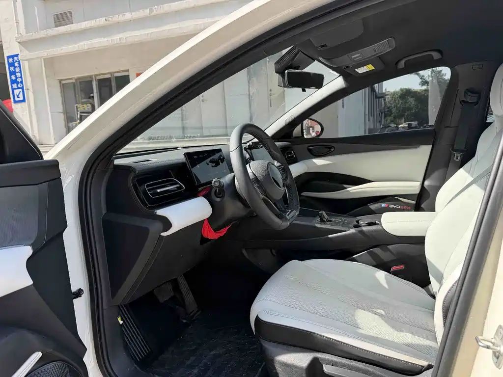 BYD Seal 06 2025