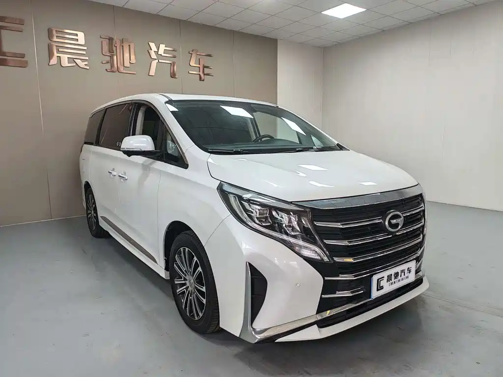 GAC Trumpchi M8 2022 — фото 3