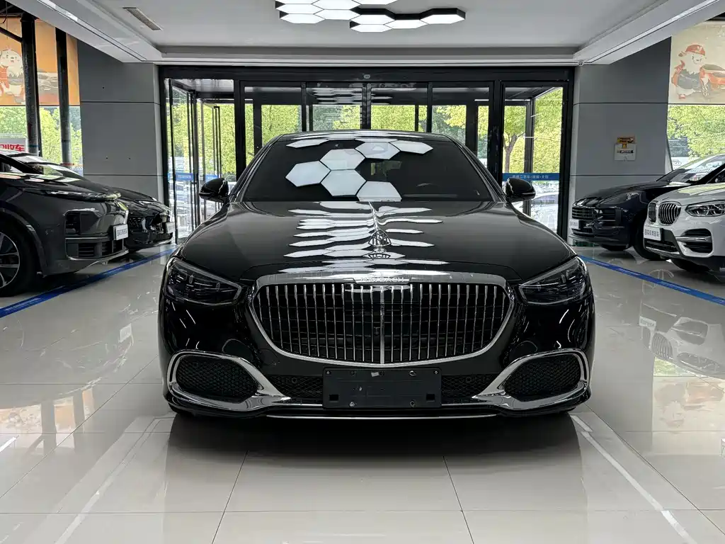 Mercedes-Benz Maybach S-Class 2021 — фото 2