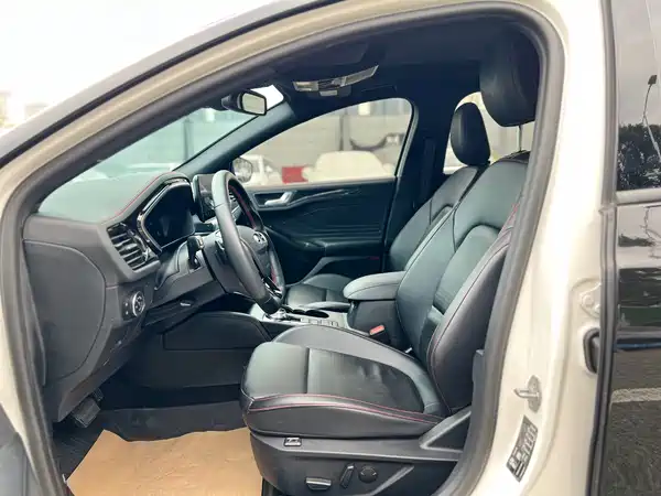 Ford Focus 2021