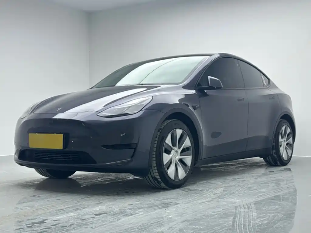 Tesla Model Y 2022 — фото 1