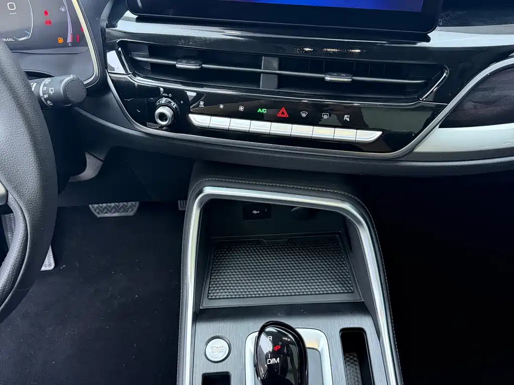 Haval H6 2023 — фото 12